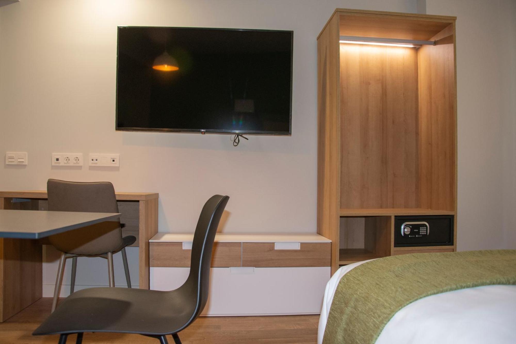 Aparthotel Essenzia De Castilla Aranda de Duero Luaran gambar