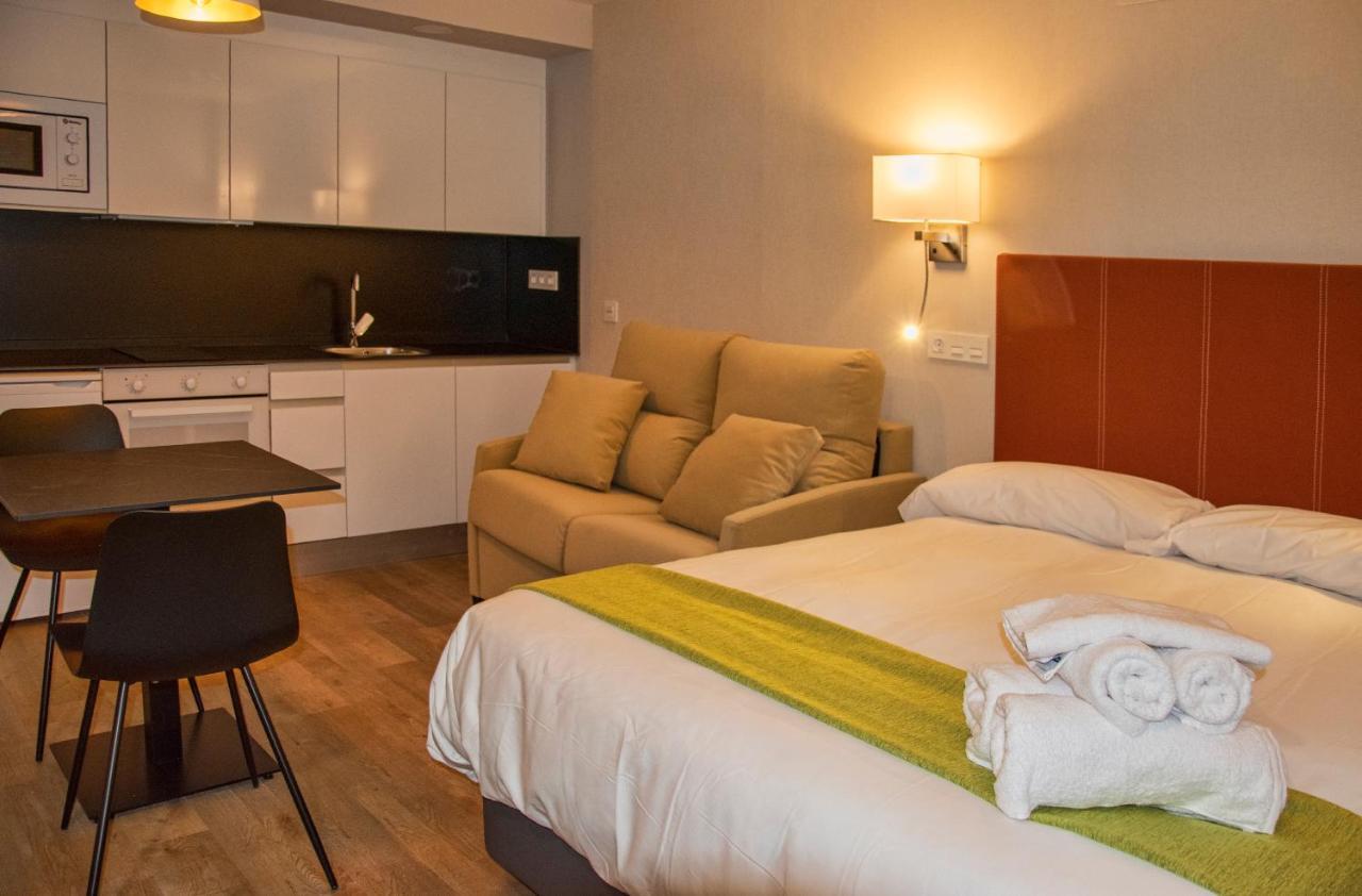 Aparthotel Essenzia De Castilla Aranda de Duero Luaran gambar